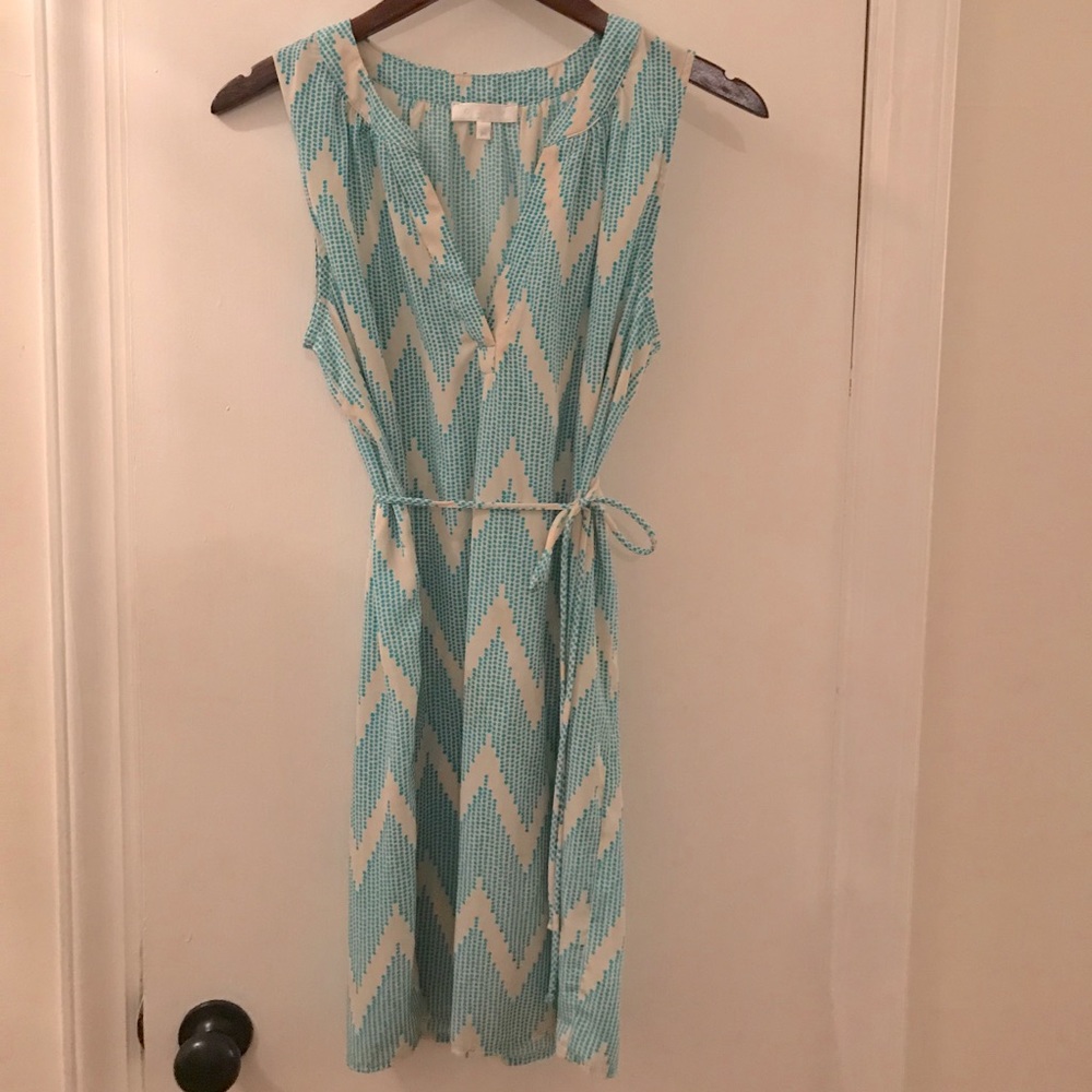 GLAM blue and white v neck sleeveless dress